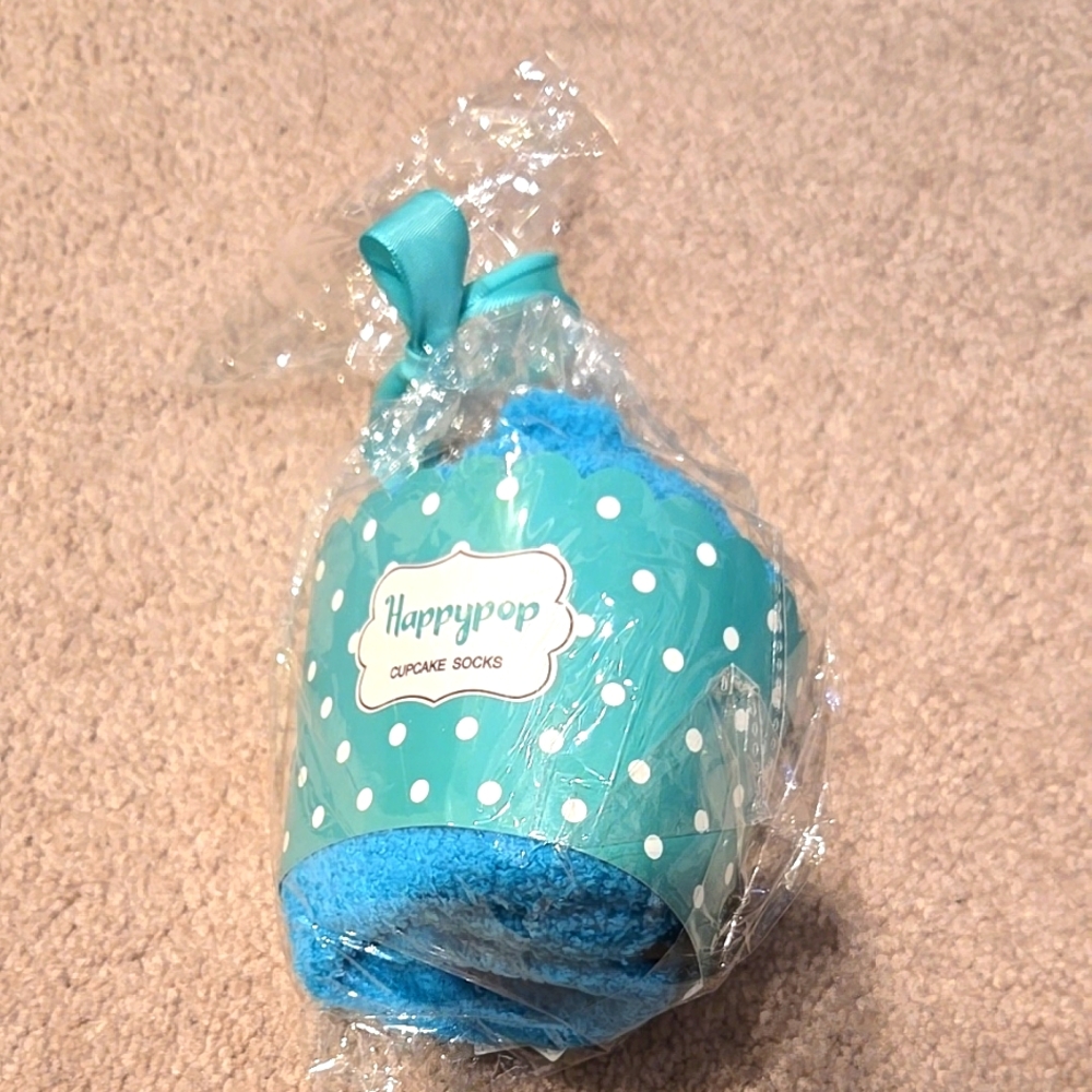 NWOT Happypop Cupcake Socks - Blue